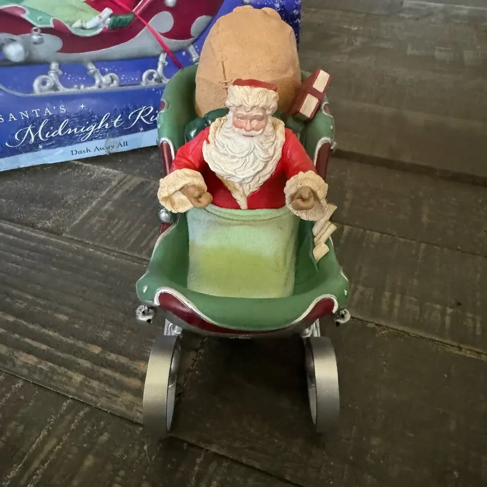 Hallmark Keepsake ~ Santa's Midnight‎ Ride ~ DASH AWAY ALL ~ Table Decoration